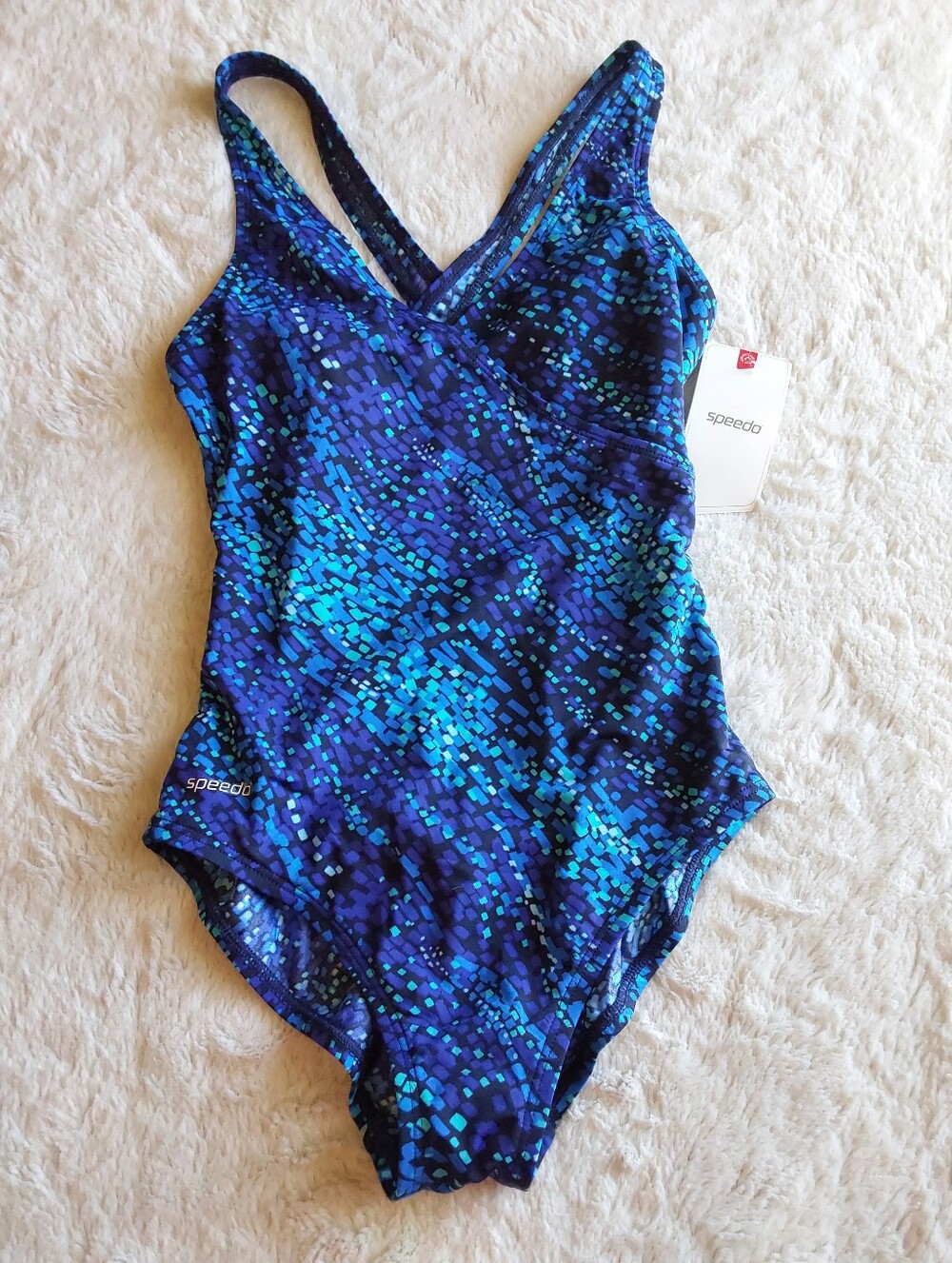 🌺 NWT Speedo Performance Pixel-Print One-Piece Swimsuit